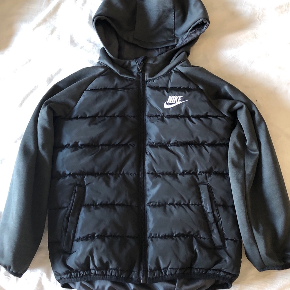 Nike baby puffer 6/m